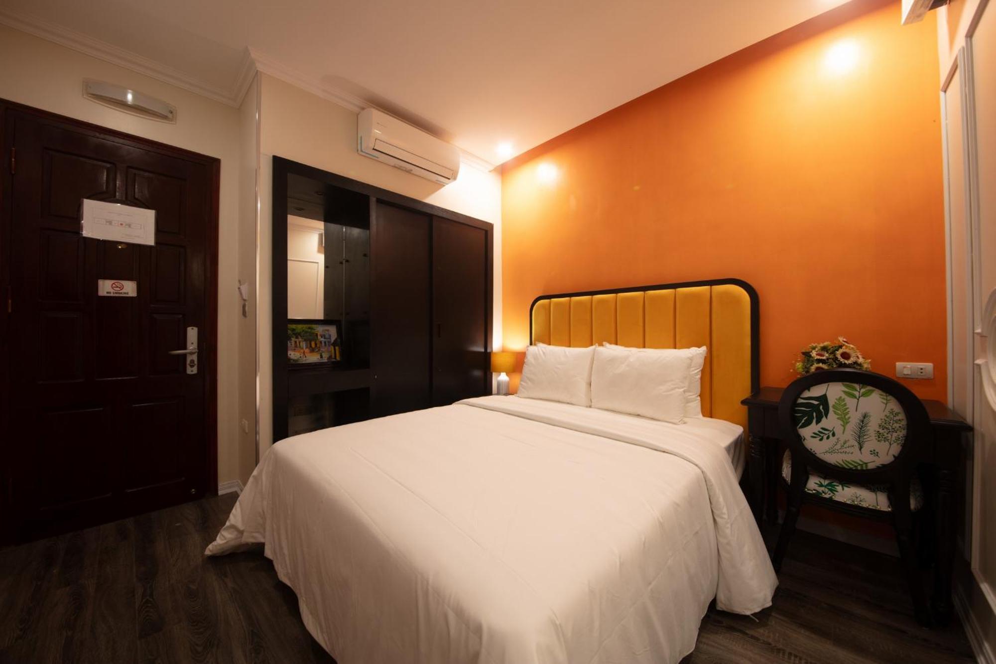 Omina Hanoi Hotel & Travel Exterior photo