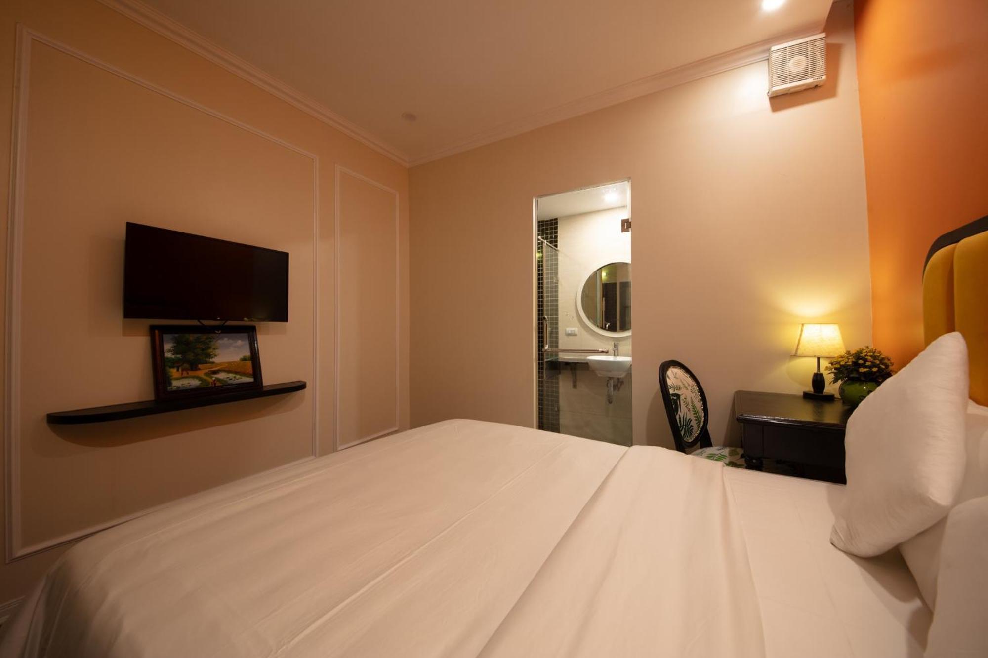 Omina Hanoi Hotel & Travel Exterior photo